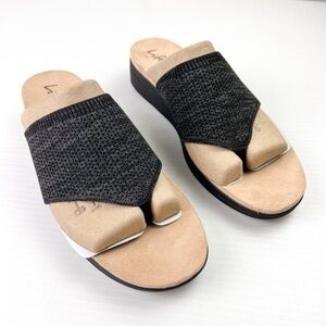 Lifestride sandals womens 8.5 Black Poolside Slip On Thong Comfort Shoes